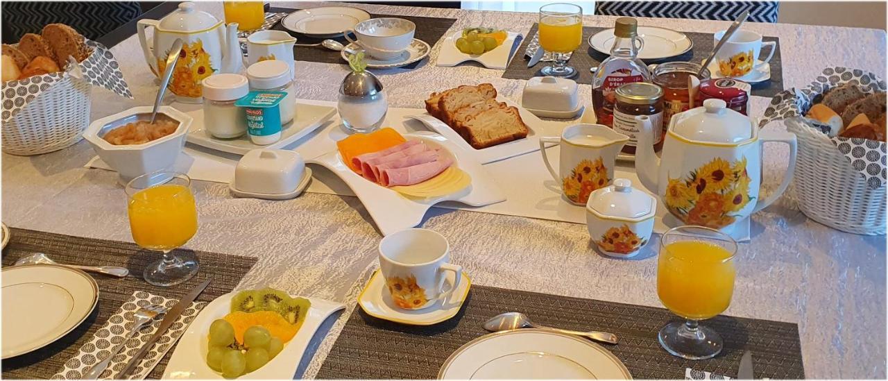 Les Centauris Bed and Breakfast Pléguien Eksteriør billede